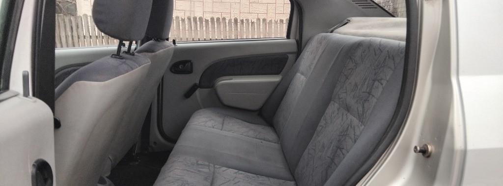 Dacia Logan Benzina 4 500 lei