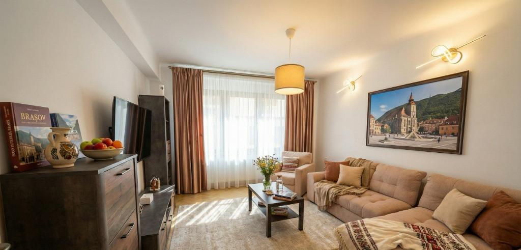 Apartament Premium 2 camere - 60 mp str Cerbului in Centrul Istoric