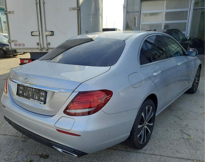 Mercedes Benz E300e 33 500 eur