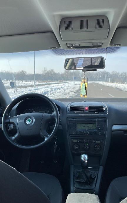 Skoda Octavia II 2 300 eur