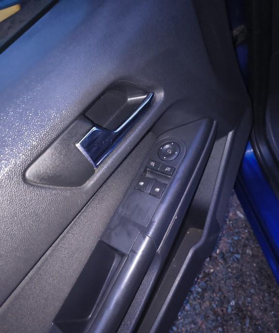 Opel Asta H 2011 1 6 / 2 600 eur