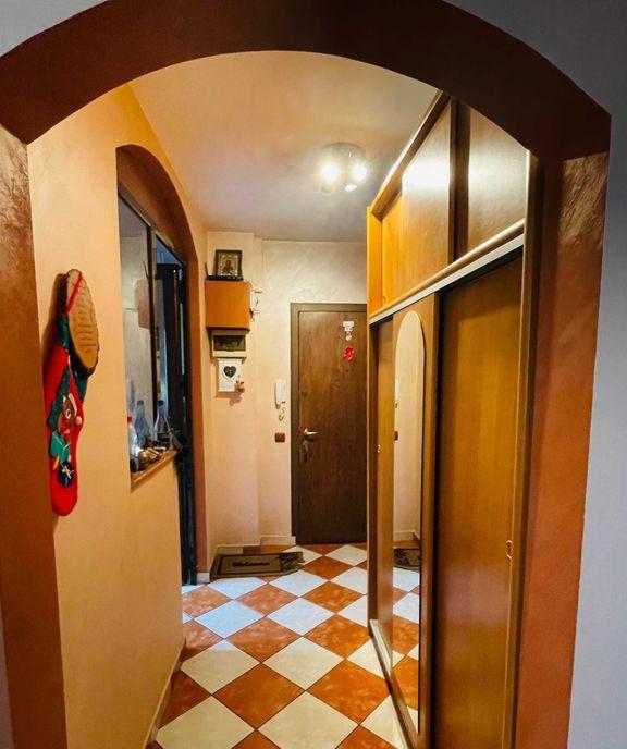 Apartament 3 camere zona Alexandru Obregia