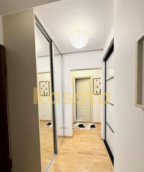 Apartament cu 2 camere terasa spatioasa aproape de P