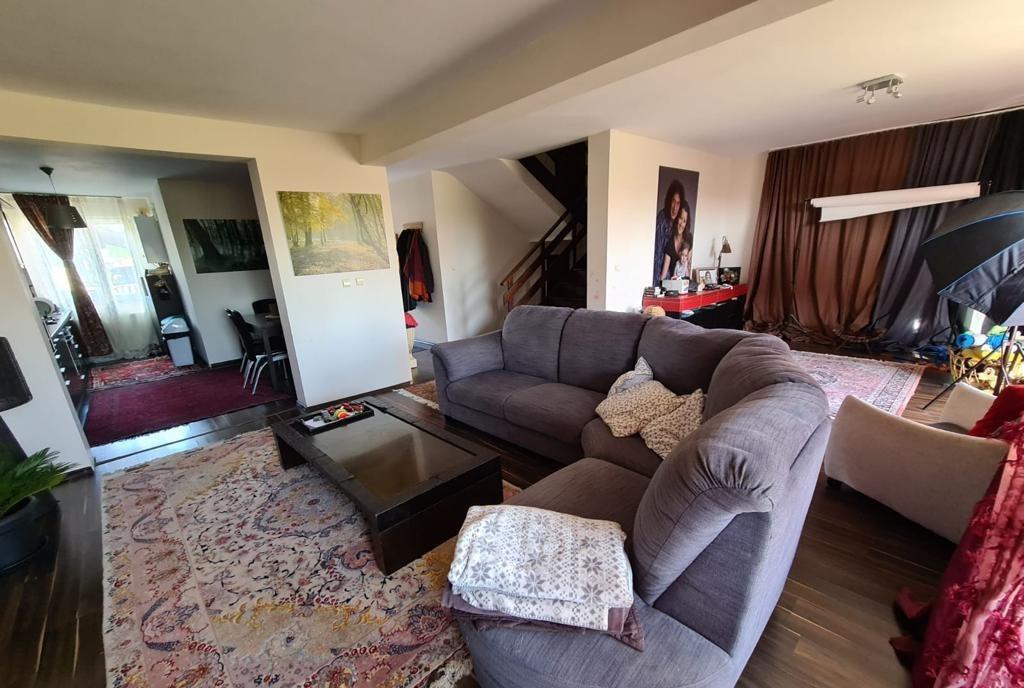 Casa duplex in Unirea