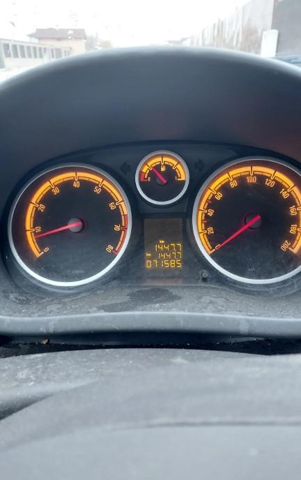 Autoturism folosit 4 200 eur