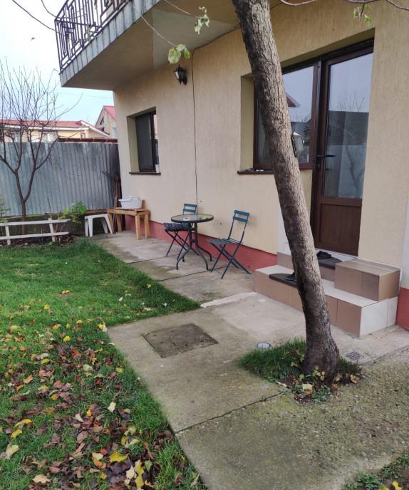 Inchiriez apartament 3 camere in vila zona Nord a orasului Bacau