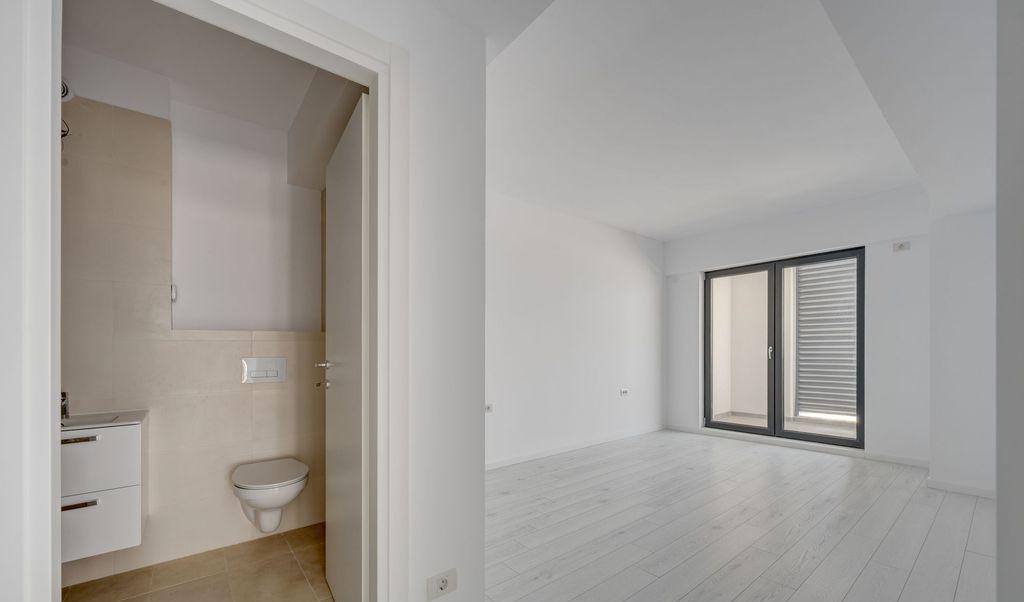 3 camere vedere superba spre lac bloc nou finalizat teras