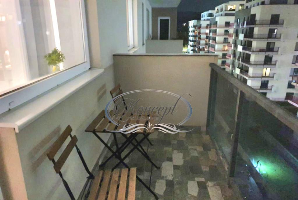 Apartament mobilat complet in imobil nou pe strada Avram Ian