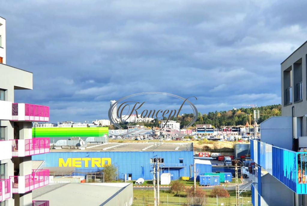 Apartament mobilat complet in imobil nou pe strada Avram Ian