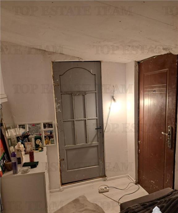 Casa cu teren de 80 mp in Giulesti