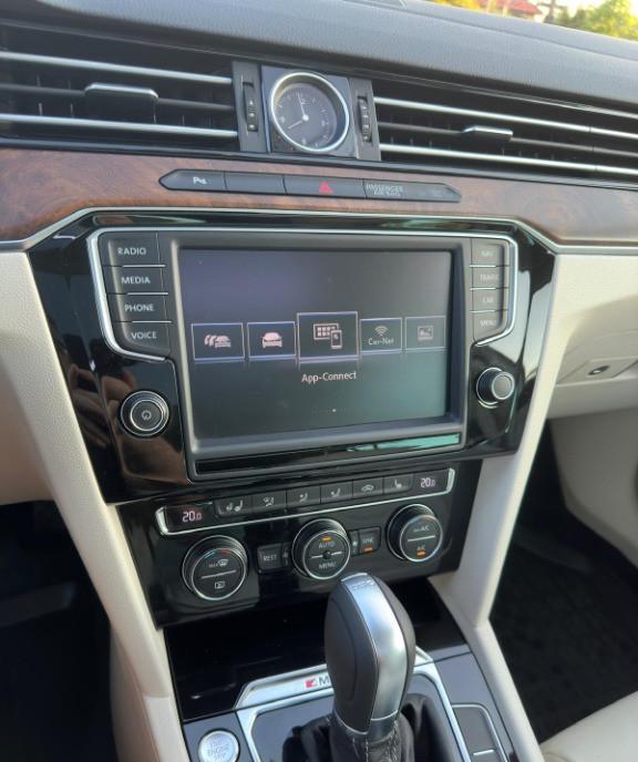 VW Passat B8 bitdi 4motion 15 500 eur