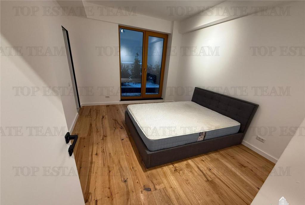 Apartament de 3 camere si curte proprie de 70 mp bloc bouti