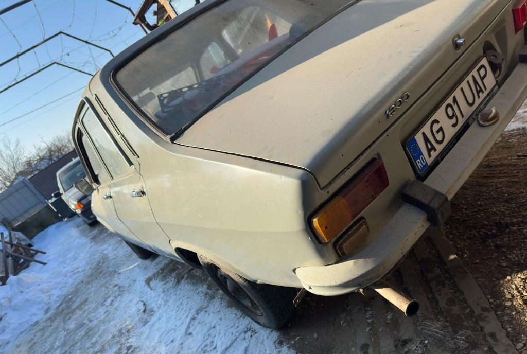 Dacia 1300 an 79 1 600 eur