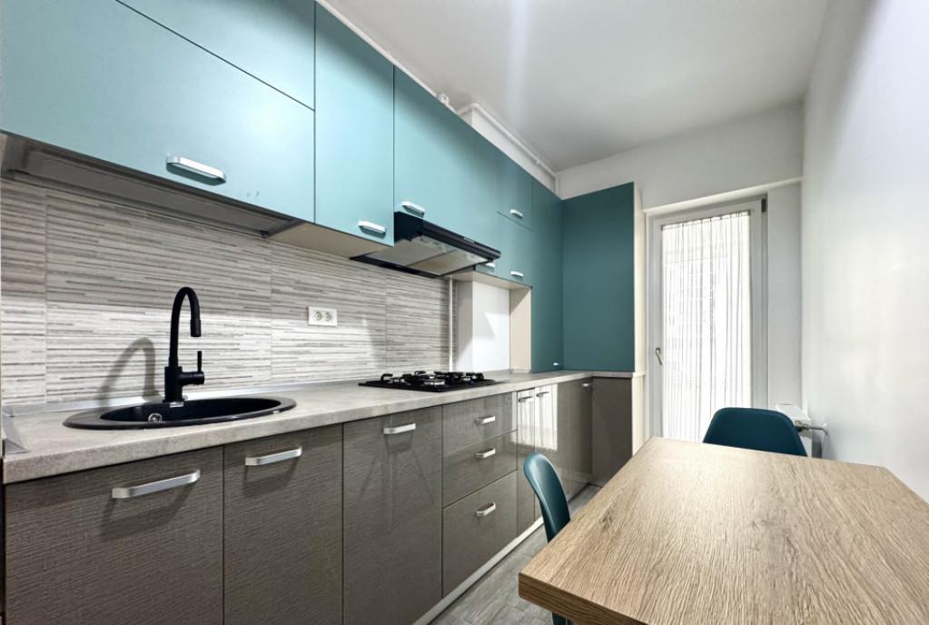 Garsoniera 43 mp etaj 1 Mobilata complet Disponibila im