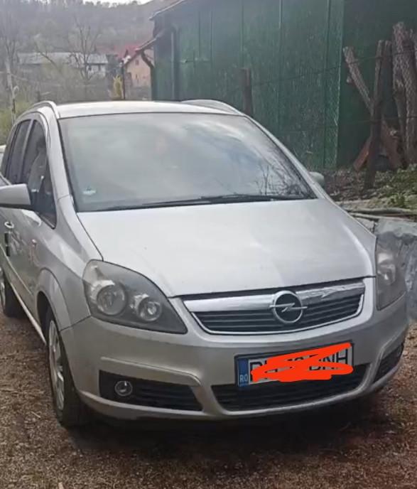 Opel zafira 2007 1 8 si nou montat 3 200 eur