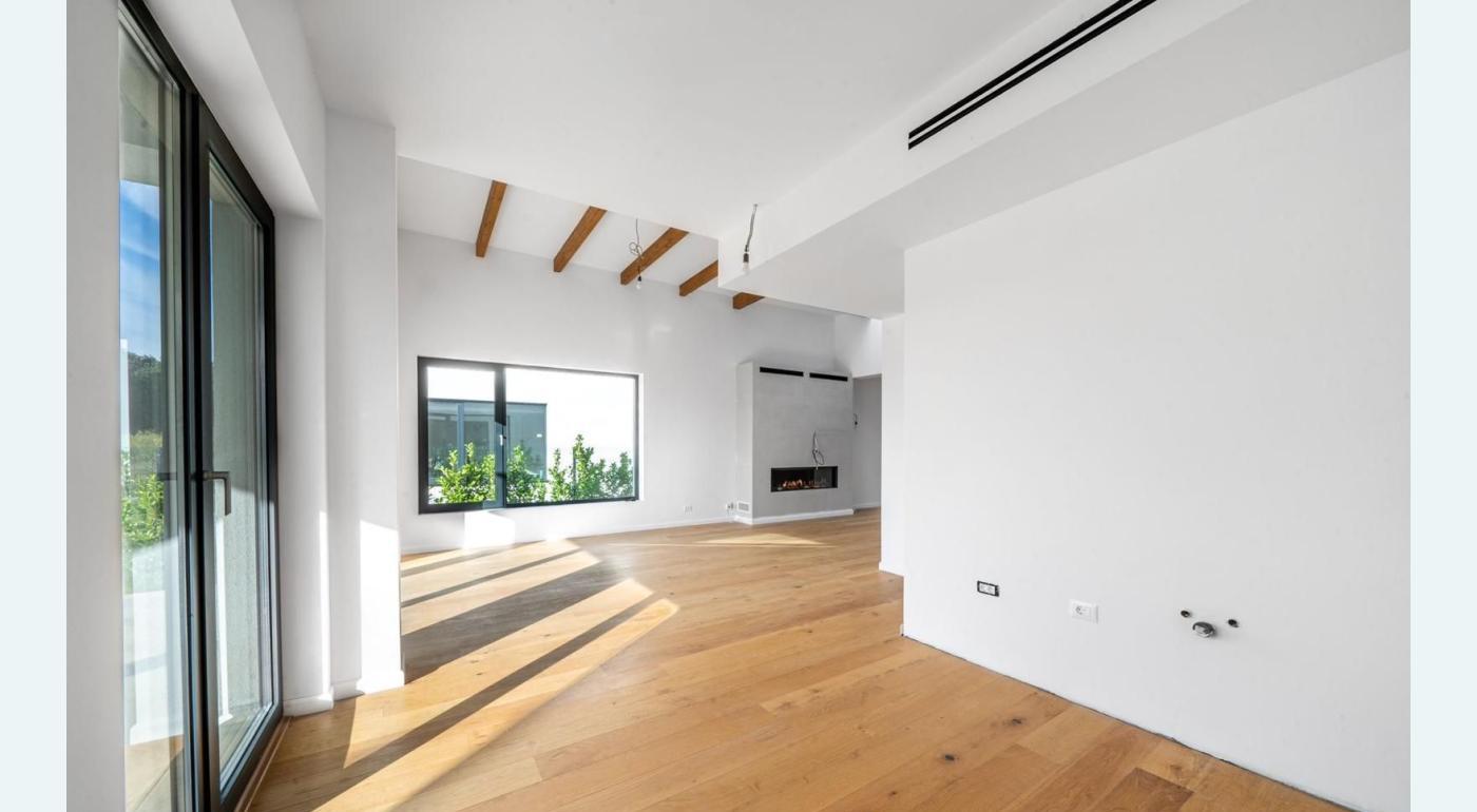 Vila piscina in Corbeanca 2 locuri de parcare