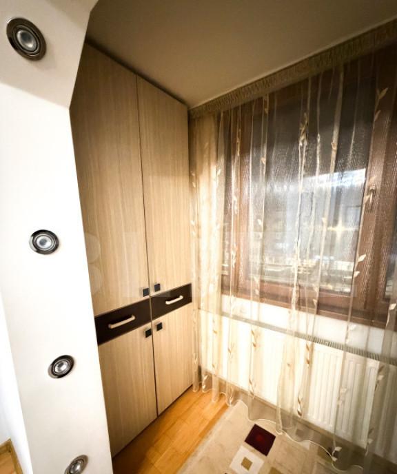 Apartament de inchiriat cu 3 camere terasa 20mp garaj C