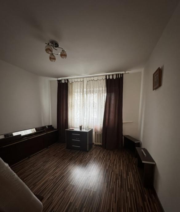 Spatiu birouri/ parter /rahova/petre ispirescu