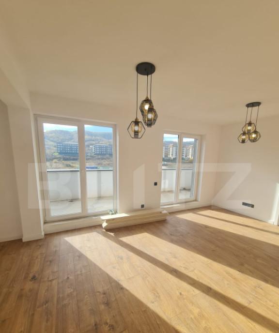 Apartament semidecomandat 52 mp utili zona Terra
