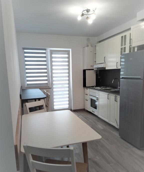 Persoana fizica inchiriez apartament 2 camere