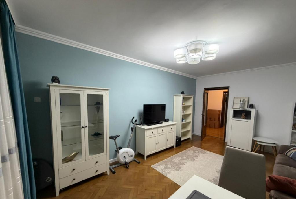 Prelungirea Ghencea 2 camere 51mp etaj 2 loc de parcare