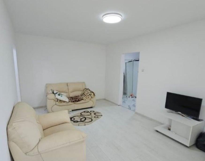 Apartament 2 camere zona 1 decembrie 1918 Titan