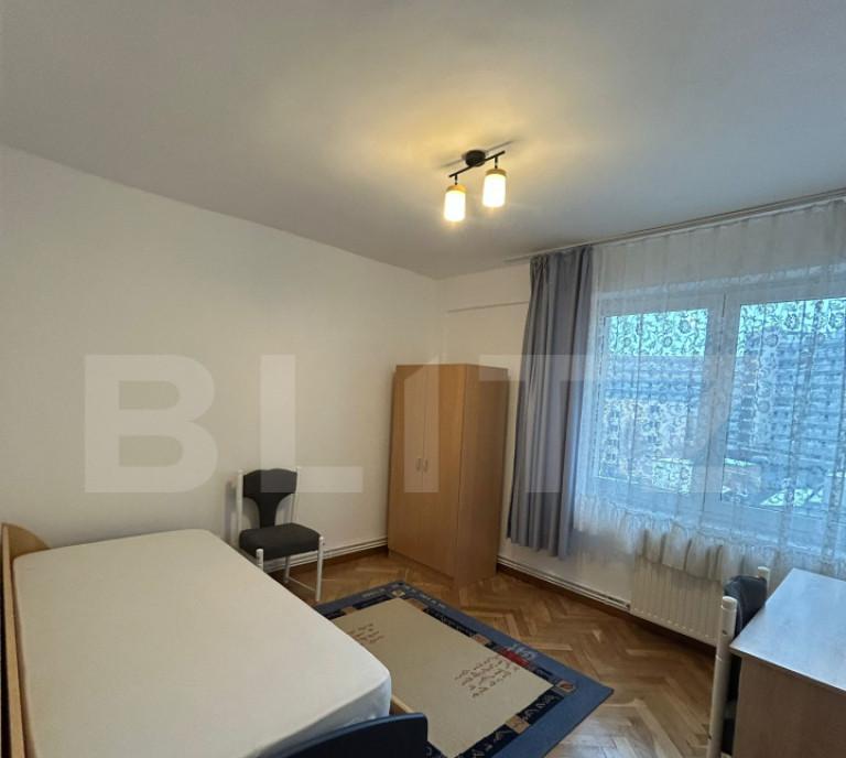 Apartament 4 camere de inchiriat 80 mp zona Tudor