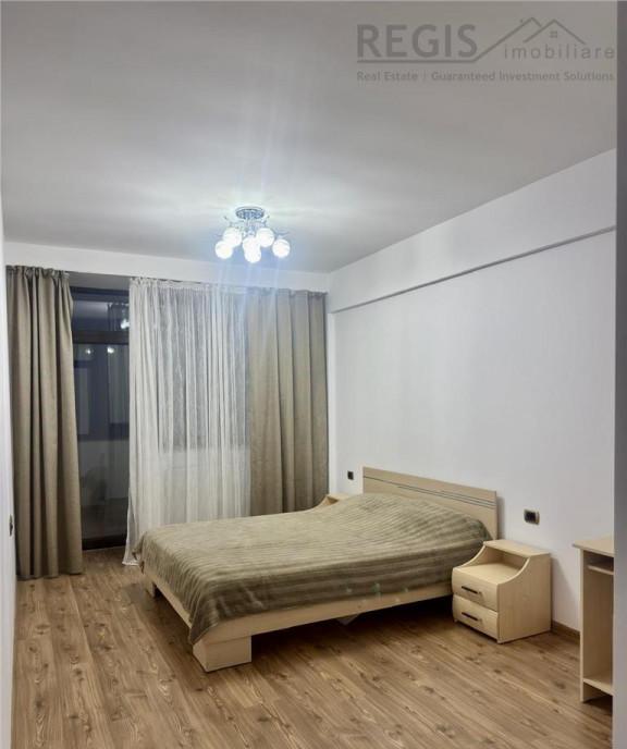 Apartament de 3 camere 2 bai Isaran Coresi