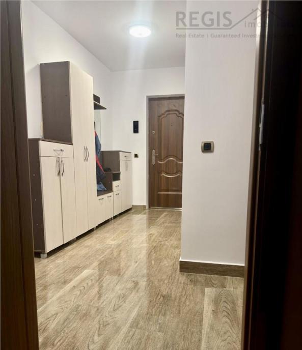 Apartament de 3 camere 2 bai Isaran Coresi