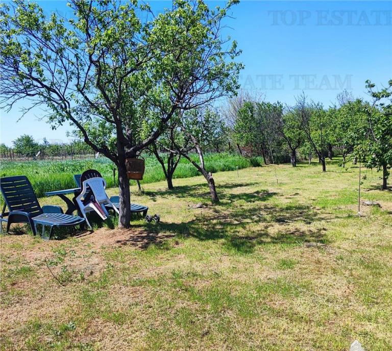 Vila cuplata 6 camere S P M cu incalzire pe cen