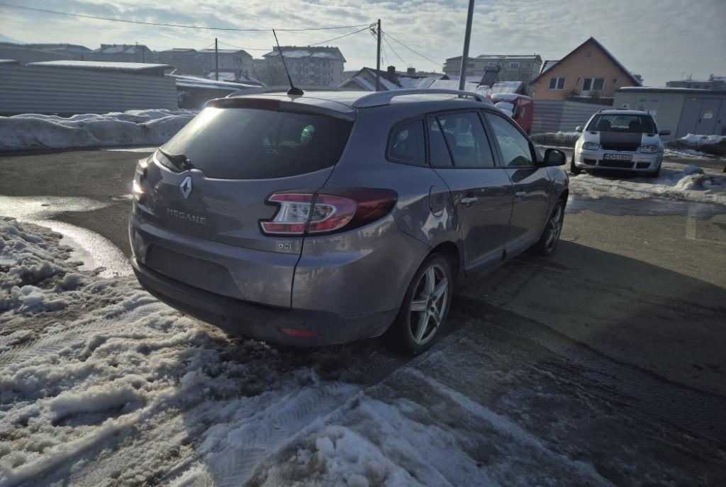 Renault Megane III 2 0 Dci 3 599 eur