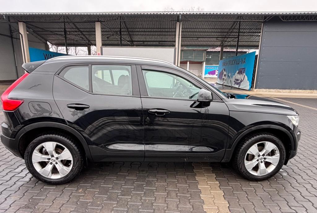 Volvo XC40 T3 1 5 fabricatie 2019 17 300 eur