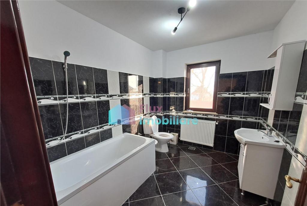 Vila spatioasa in Liteni Moara