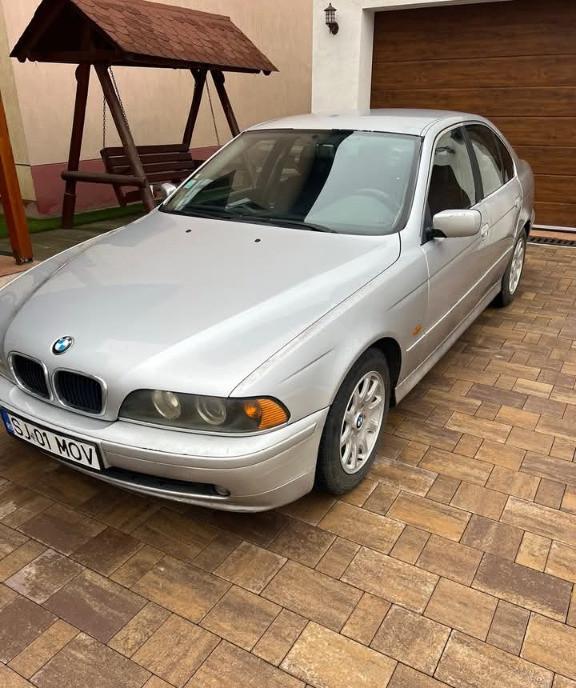 BMW 520 stare buna 2 300 eur