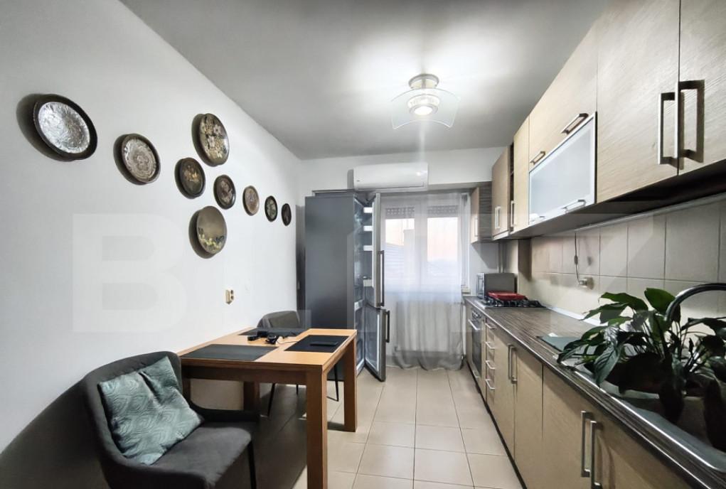 Apartament 3 camere 74 mp balcon inchis loc parcare priva