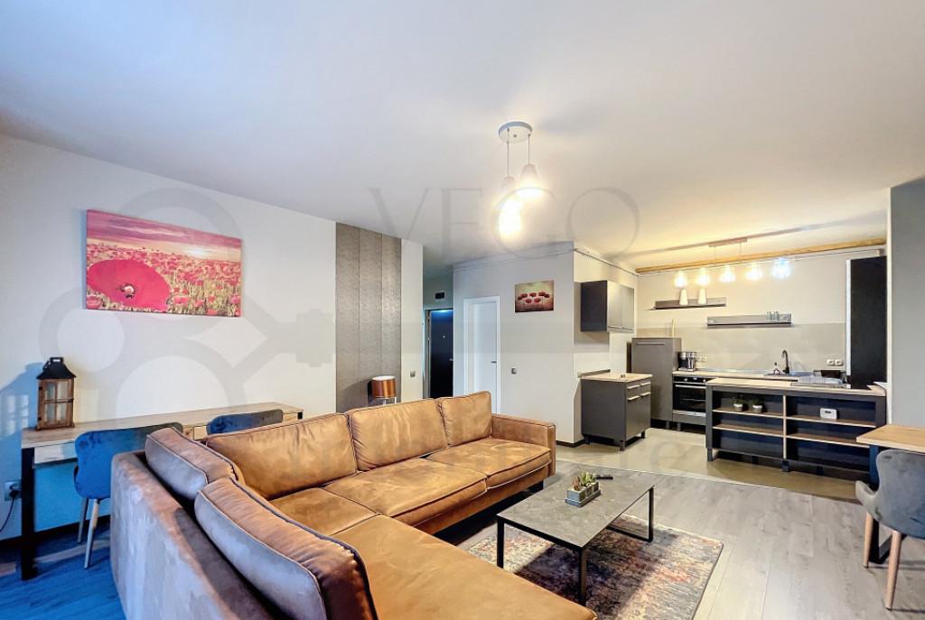 3 camere bloc nou 75 mp balcon parcare zona Centrala