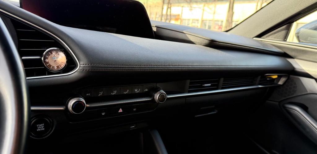 Mazda 3 Skyactive G 2019 15 900 eur