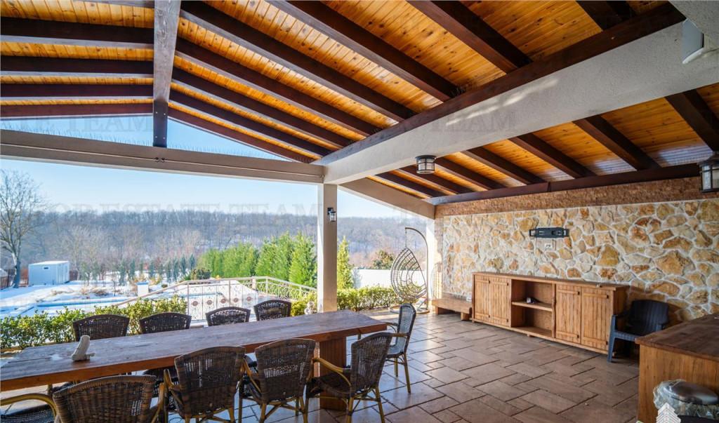 Vila Branesti cu deschidere la lac piscina garaj inchis