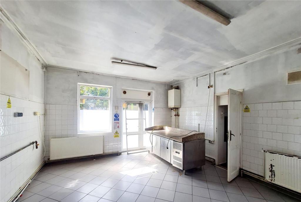 Rezidenta cu loc parcare si curte proprie Ghimbav Brasov