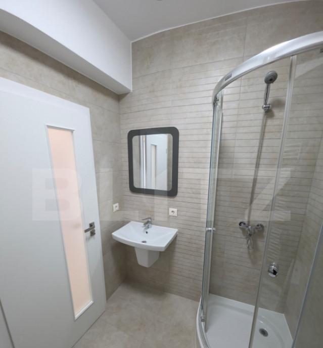 Apartament 77 mp utili - locuinta sau cabinet medical