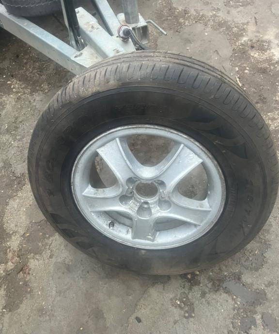 Roata de rezerva 200 lei