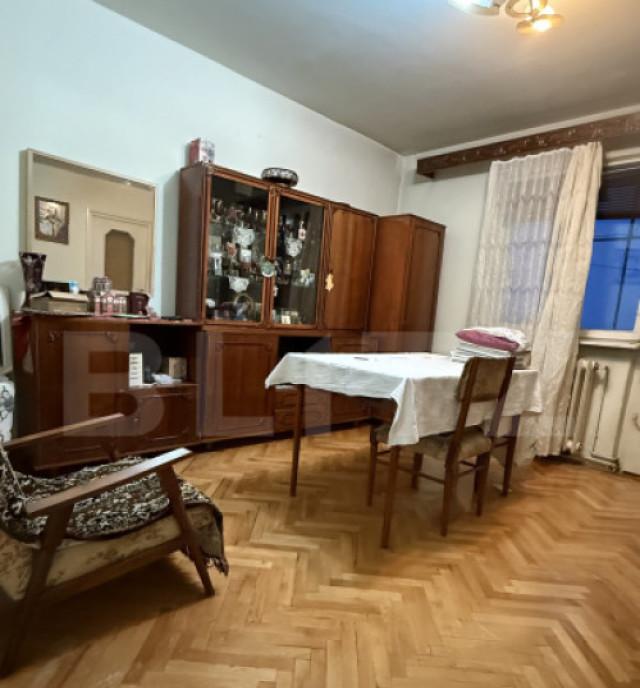 Apartament 3 camere 60 mp zona Dambu Pietros