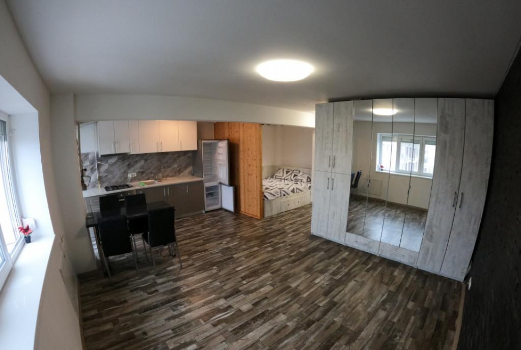 Garsoniera de Inchiriat - Moderna si Complet Utilata