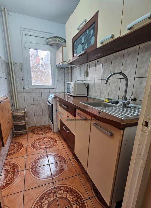 Apartament 2 camere mobilat etaj 4 - Podul Giurgiului