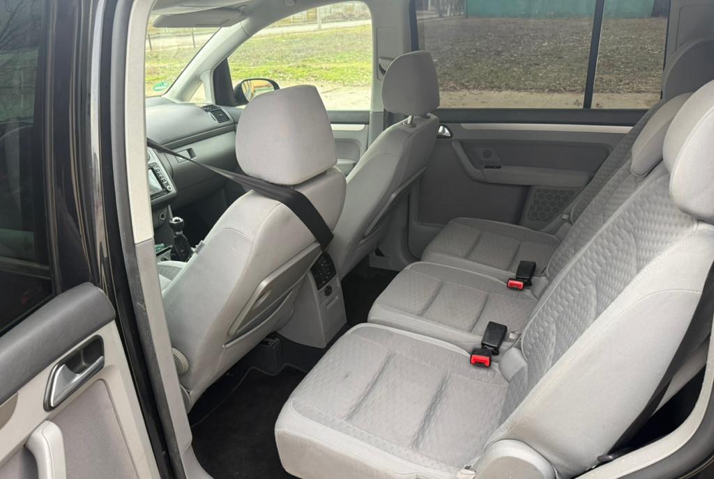 Volkswagen Touran 1 9 Tdi- 105 Cp- 7 locuri- Recent adus 4 600 eur