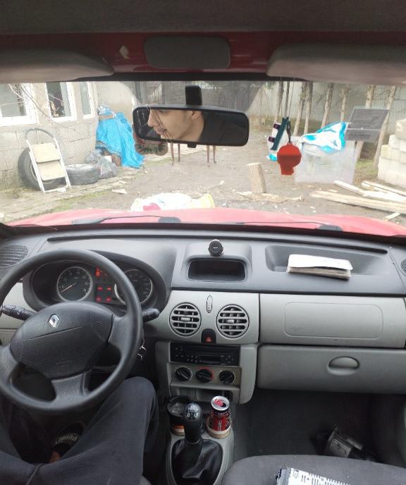 Renault kangoo 1 6 1 800 eur