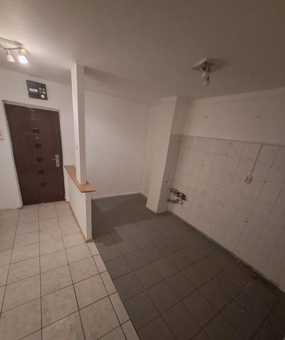 Apartament 3 camere decomandat Soseaua Giurgiului / Piata