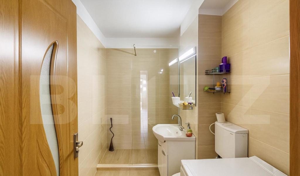 Apartament 3 camere Balcon 2 bai Parcare Manastu