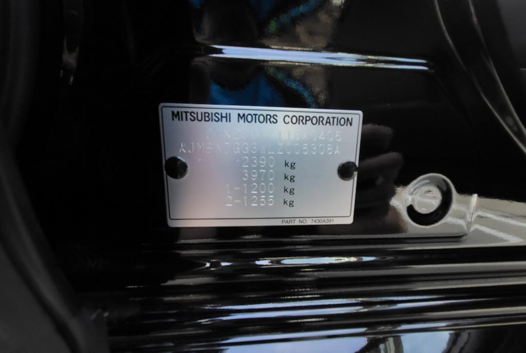 Mitsubishi Outlander 2019 PHEV 15 190 eur