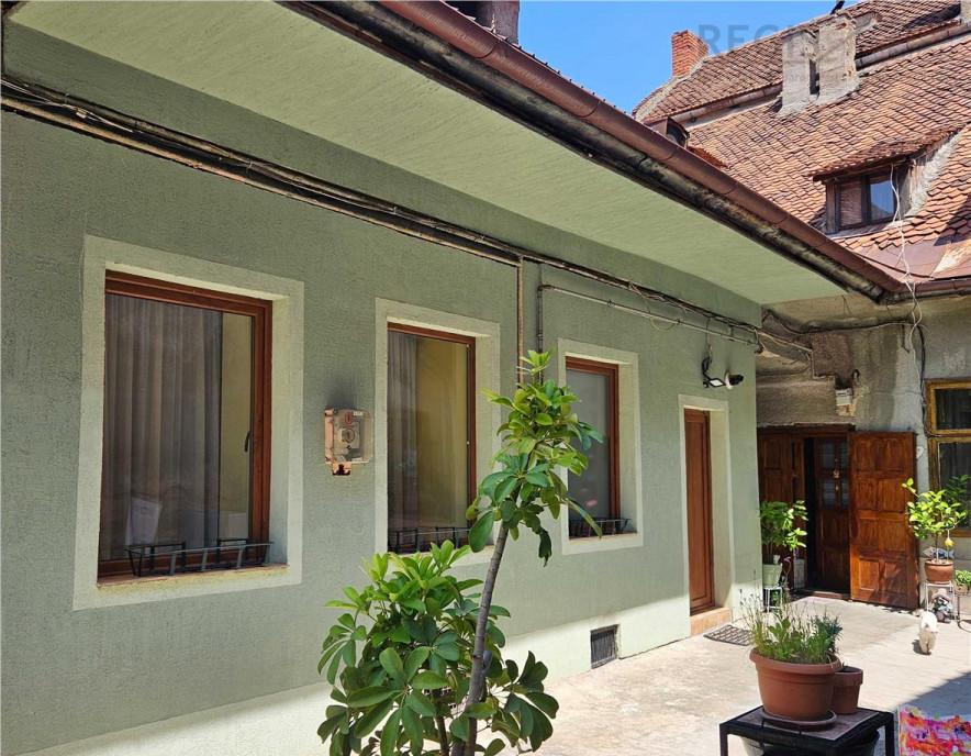 Studio Ultracentral Brasov Michael Weiss